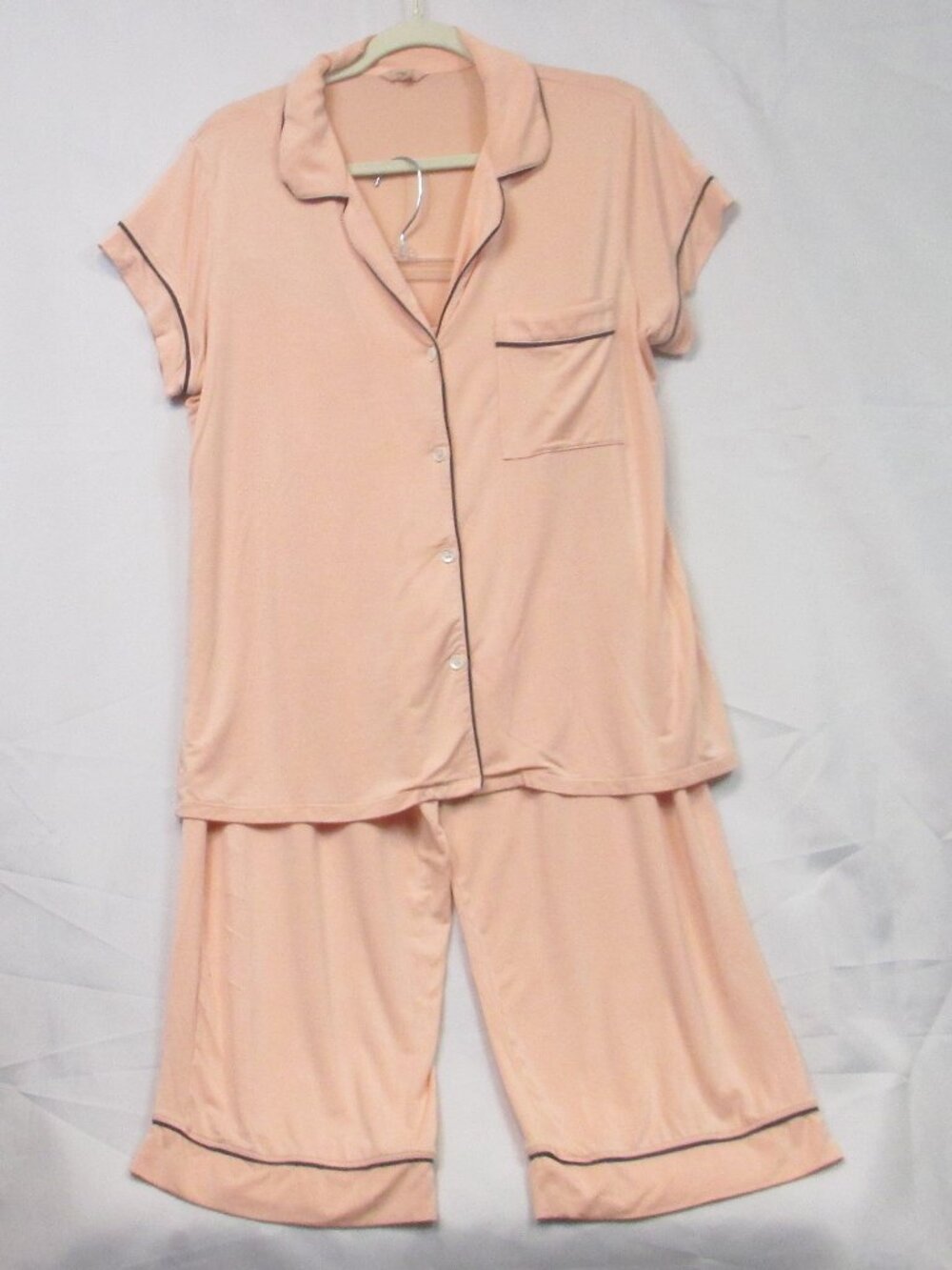 Eberjey Gisele Modal Pajama Set L Peach Navy Piped Short Sleeve Crop Pants EUC
